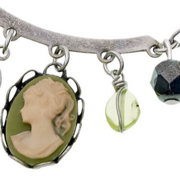 Real Vintage Charms Necklace,NWT - Picture 2 of 3